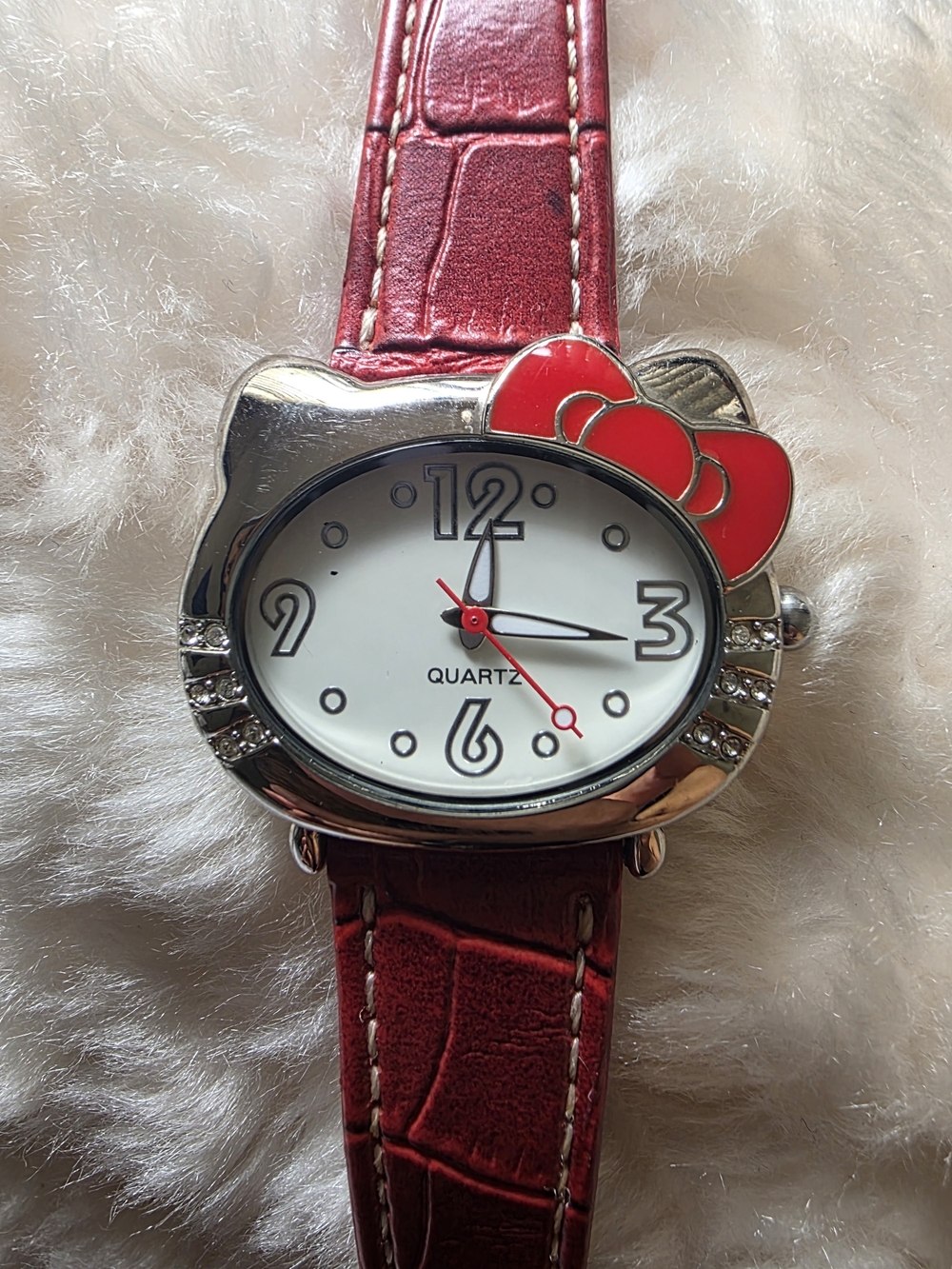 Sanrio Hello Kitty Red Bow Silver Face Watch